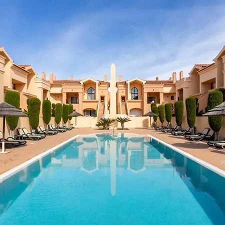 Baia Da Luz- Ground Floor 아파트 *