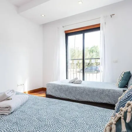 Baia Da Luz- Ground Floor 아파트 *